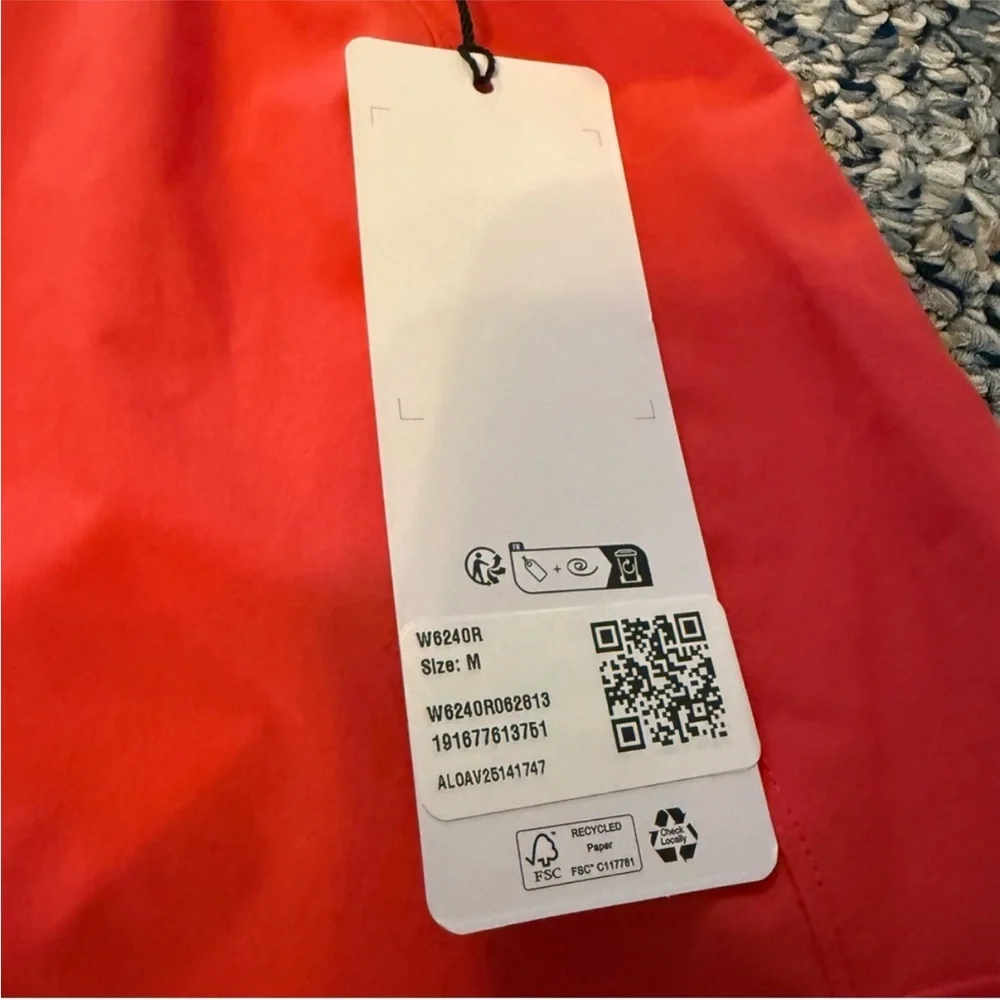 NWT ALO YOGA Match Point Skirt Candy Red